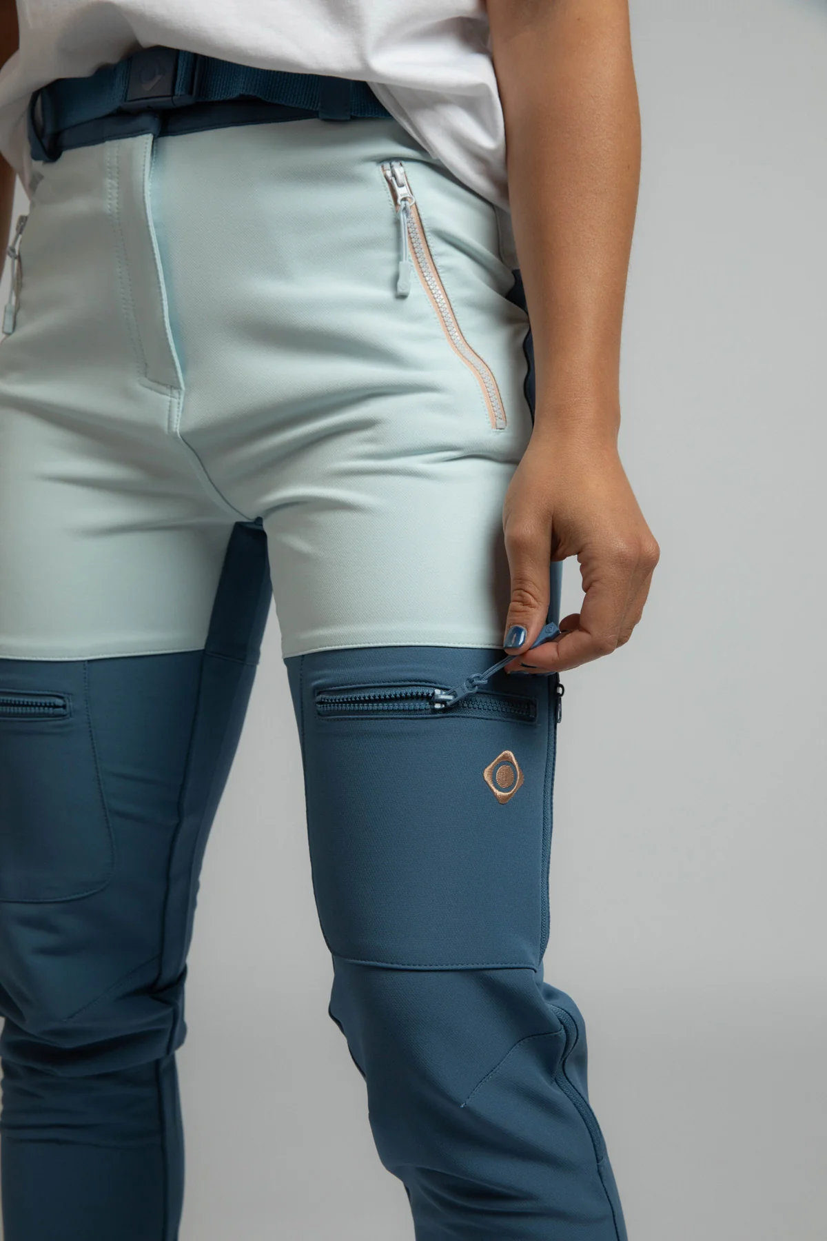 PANTALON DE MONTAÑA PAULES W - Image 18