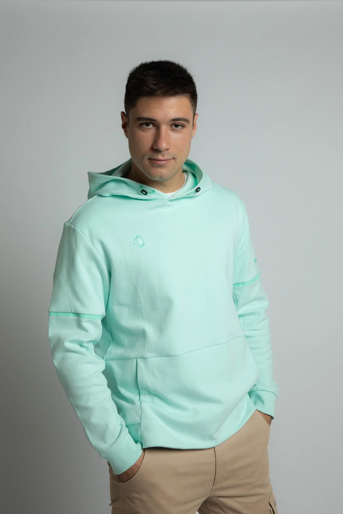 SUDADERA CASUAL BISCAR - Image 11